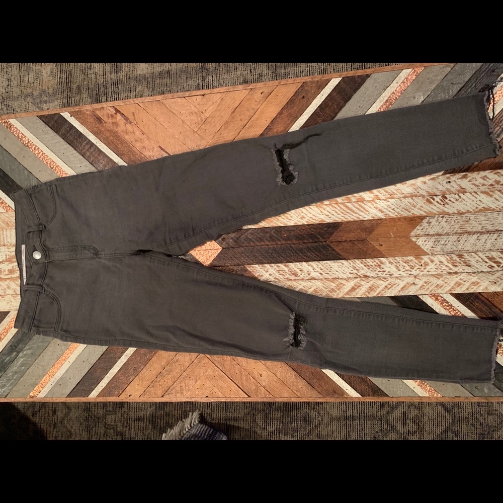 ZARA JEANS SIZE 4